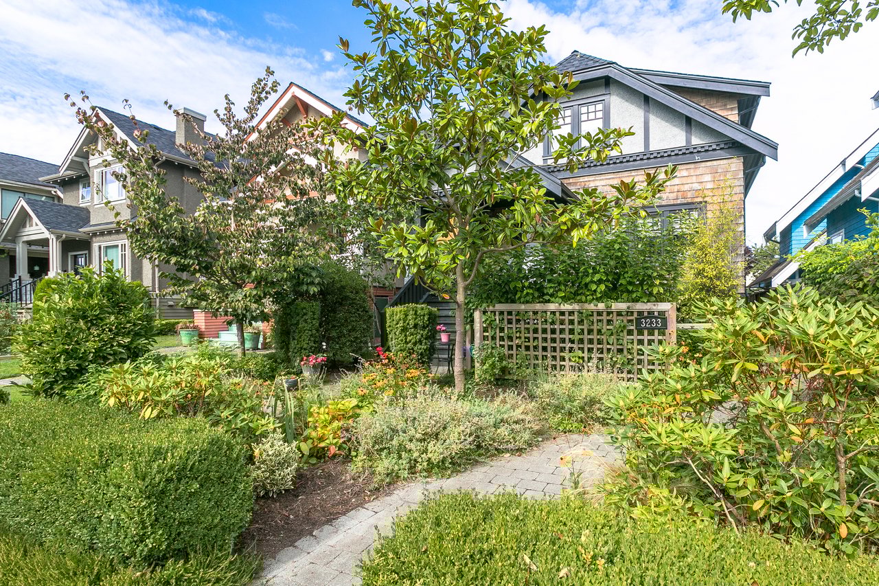 3233 West 3rd Ave, Kitsilano