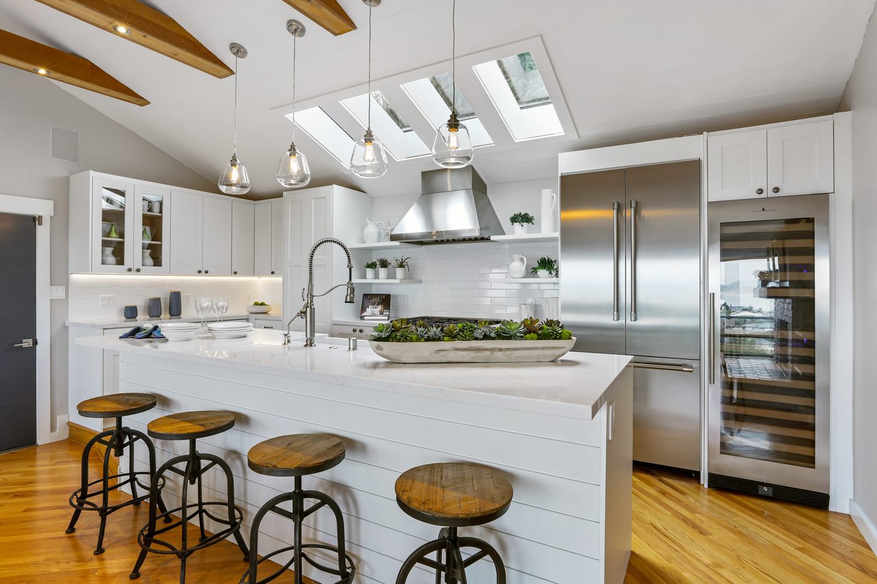 Newly Remodeled Home with Bay Views 