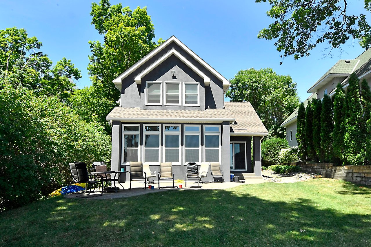 5295 Edsall Road | Minnetrista