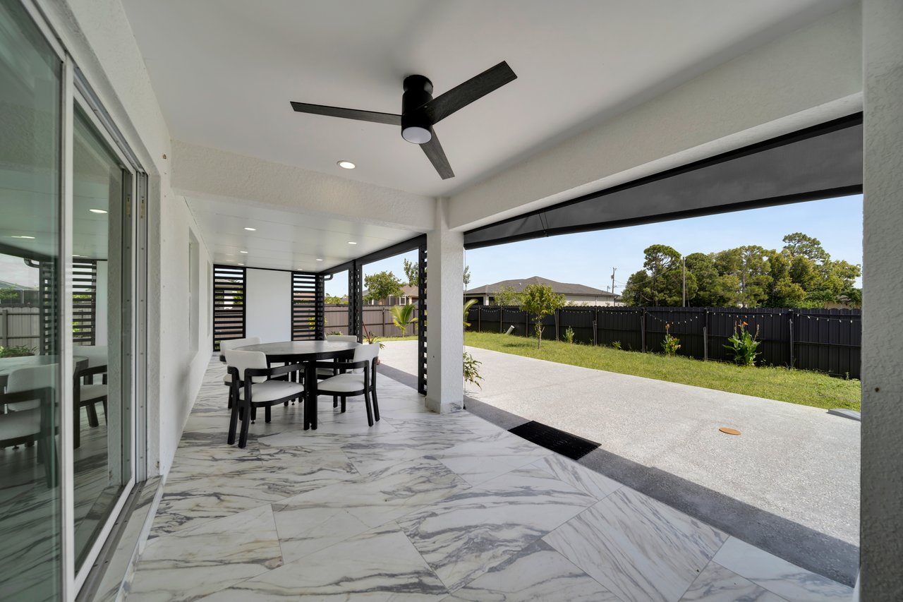 The Modern Flex Residence 