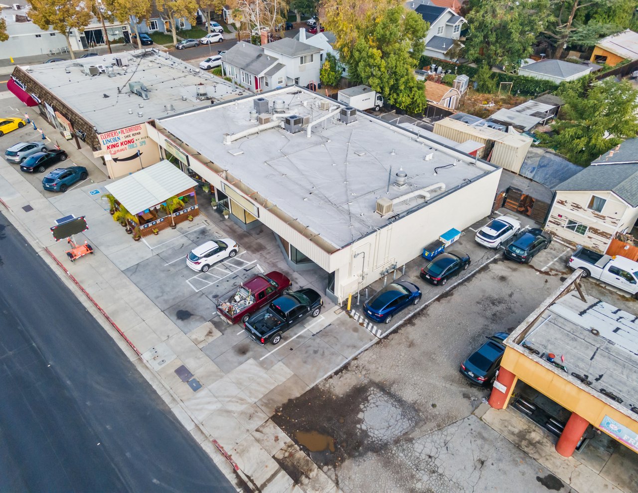 5,520 SF Retail Strip Center in Willow Glen For Sale