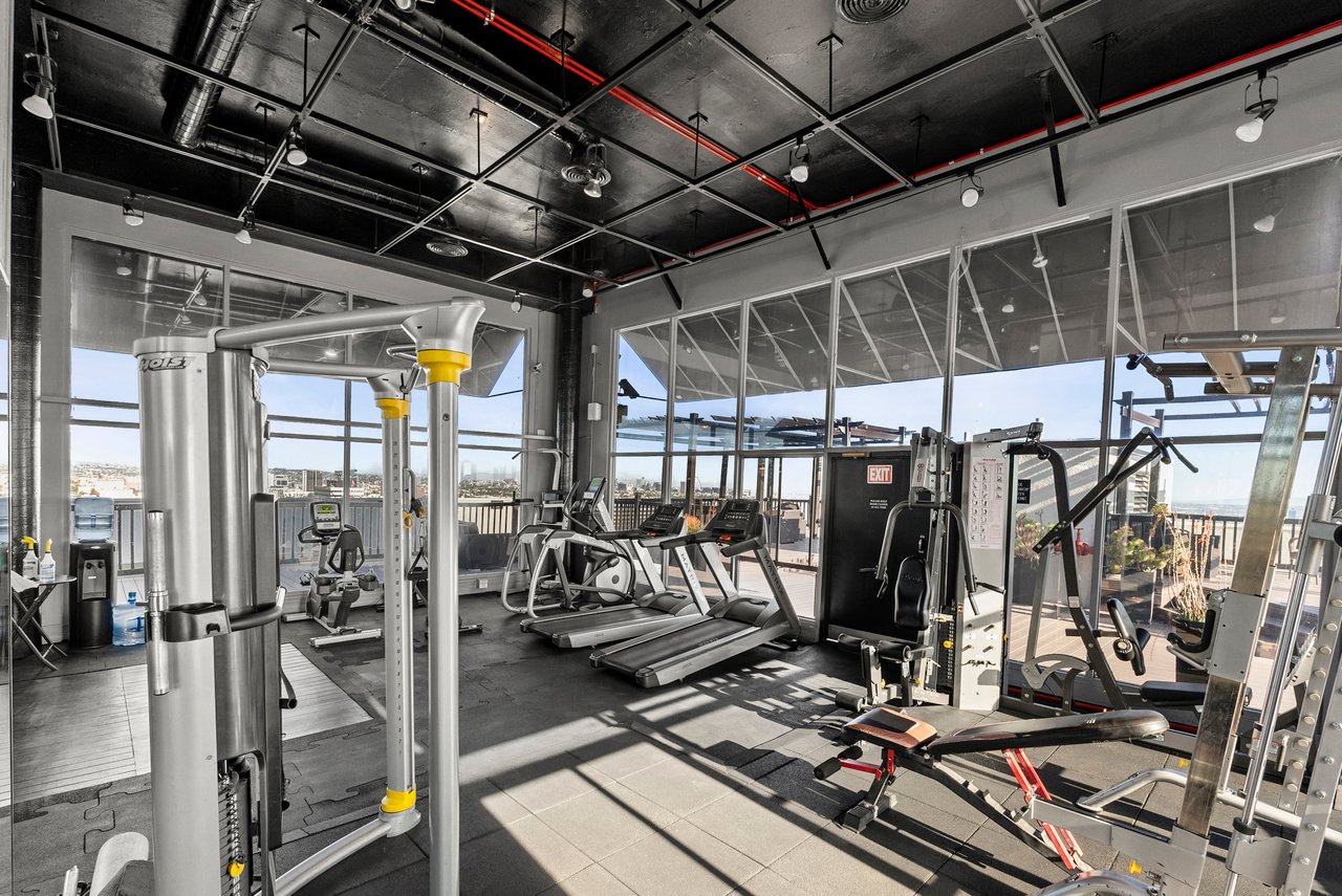 7250 Franklin Ave Unit: 603, Hollywood