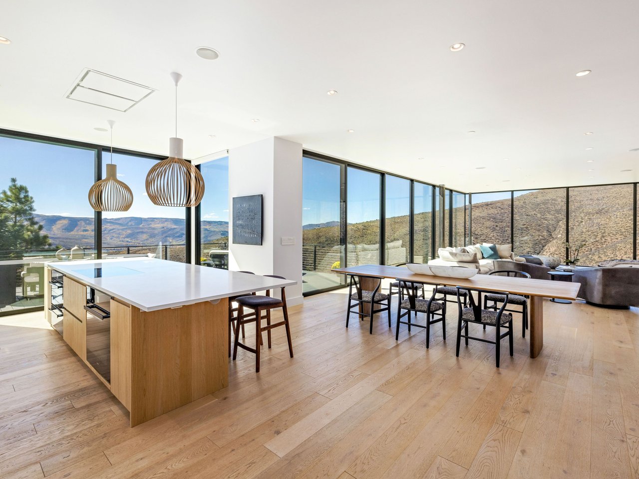 4380 June Point, Avon