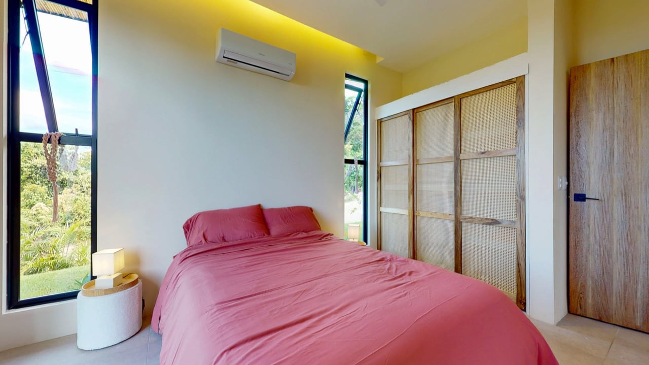 New Modern Ojochal Home with Pool, Office & Mountain Views 24/7 Security