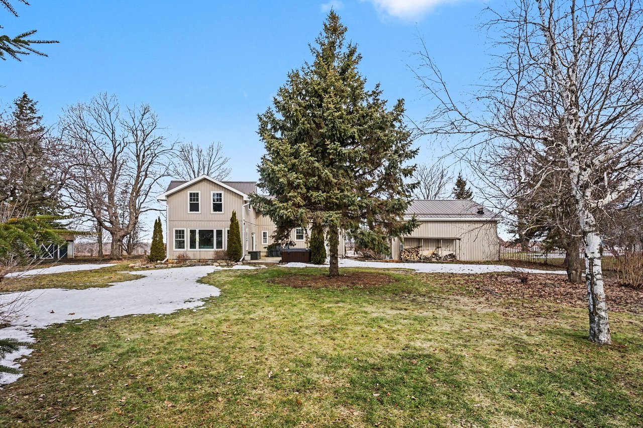 1210 Concession Road 11