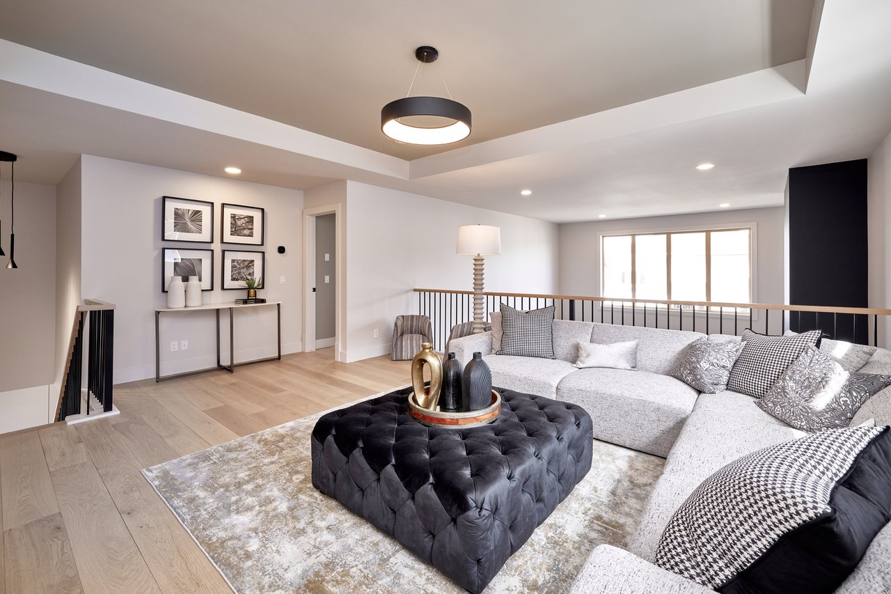 218 Aspen Summit Place SW