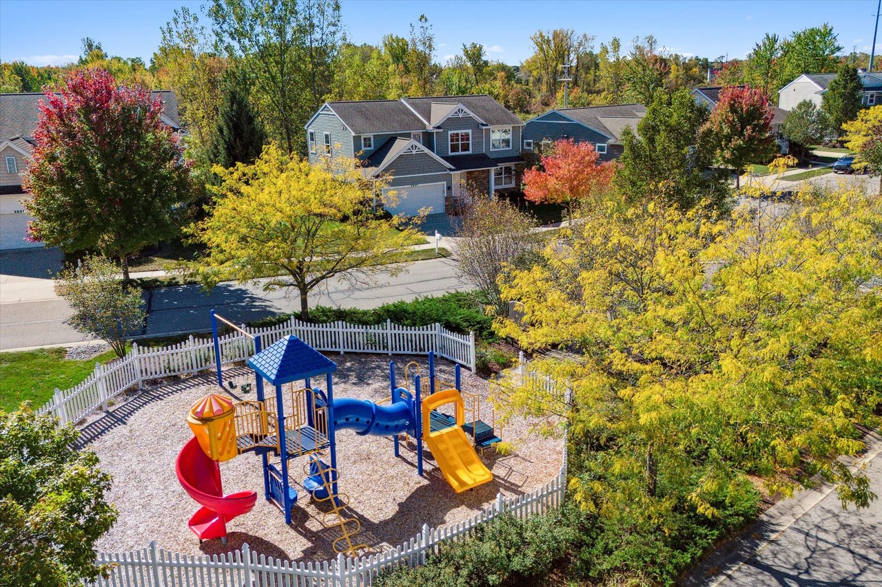 Why Fall Is a Great Time to Buy or Sell a Home in Greater Lansing cover