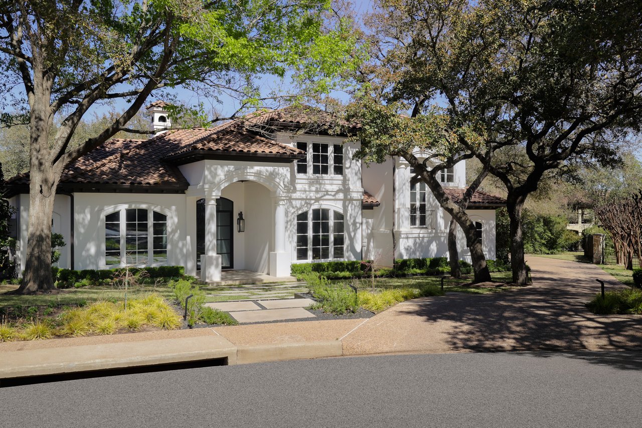 3013 Sparkling Brook Lane