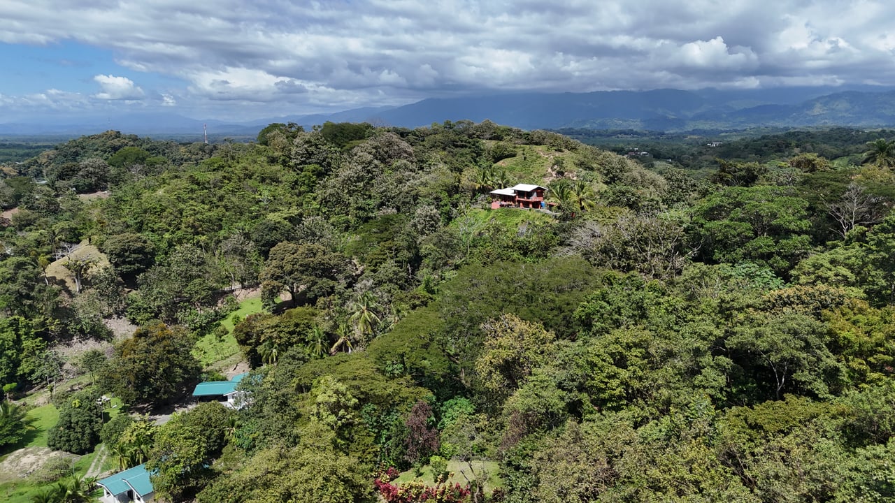 Luxury Gated Ocean-View Land Minutes from Manuel Antonio National Park and Marina