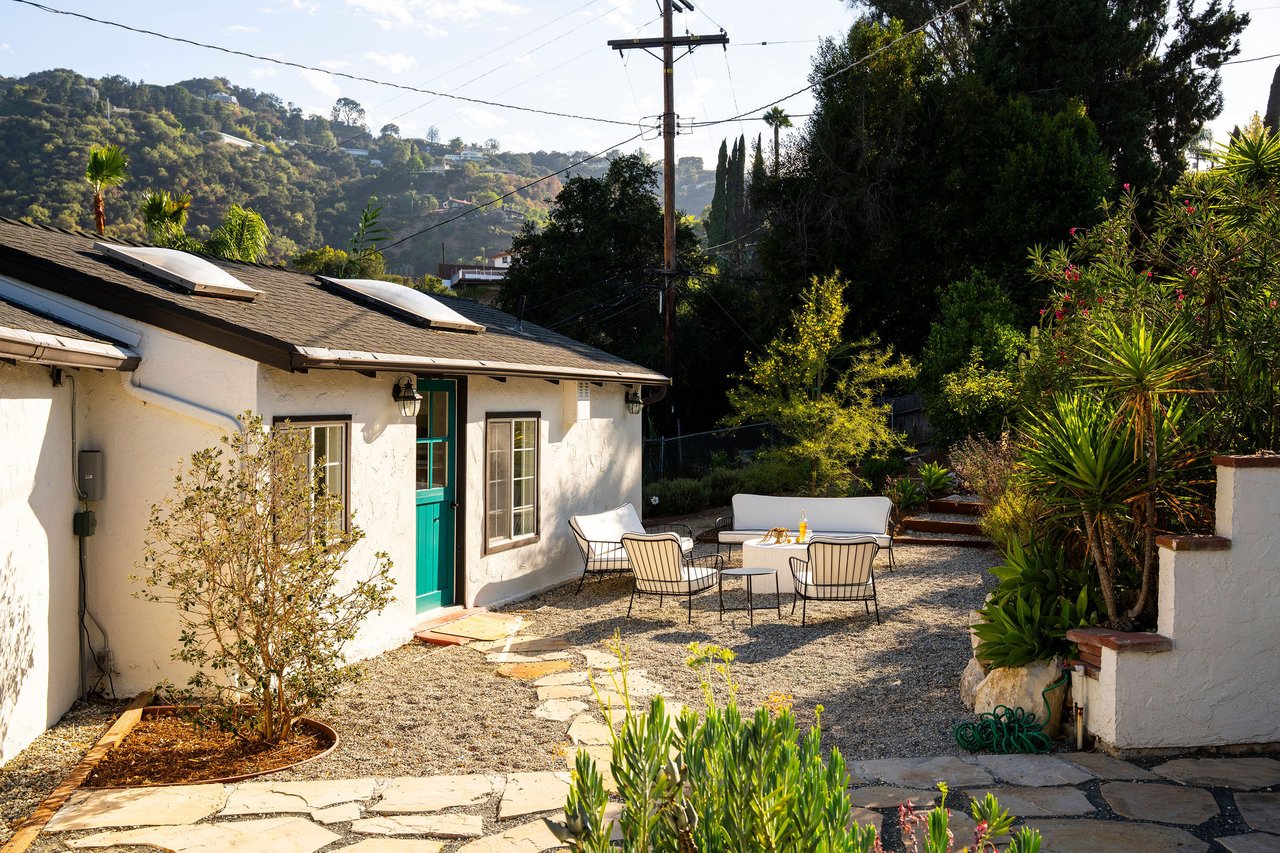 3895 Fredonia in Studio City