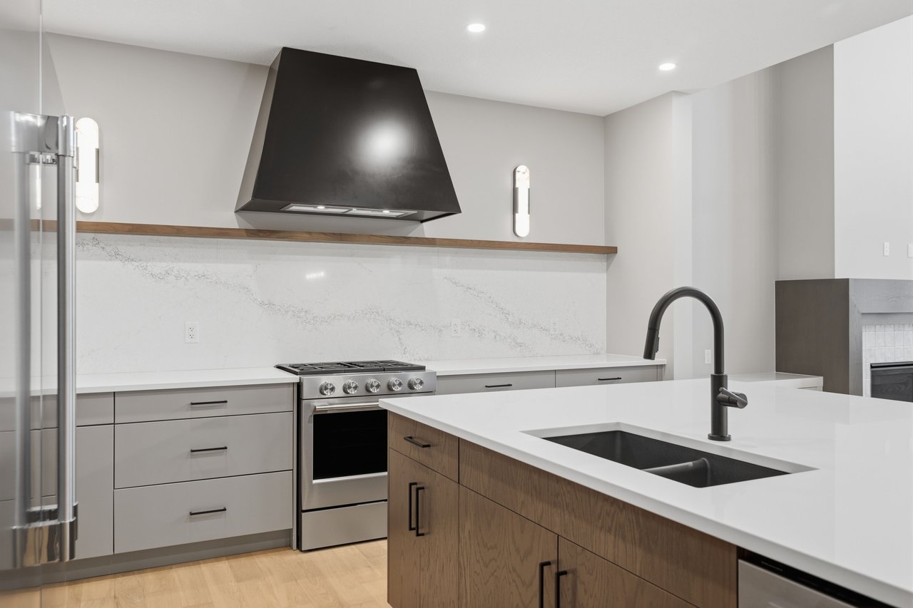116 Greenwich Heath NW