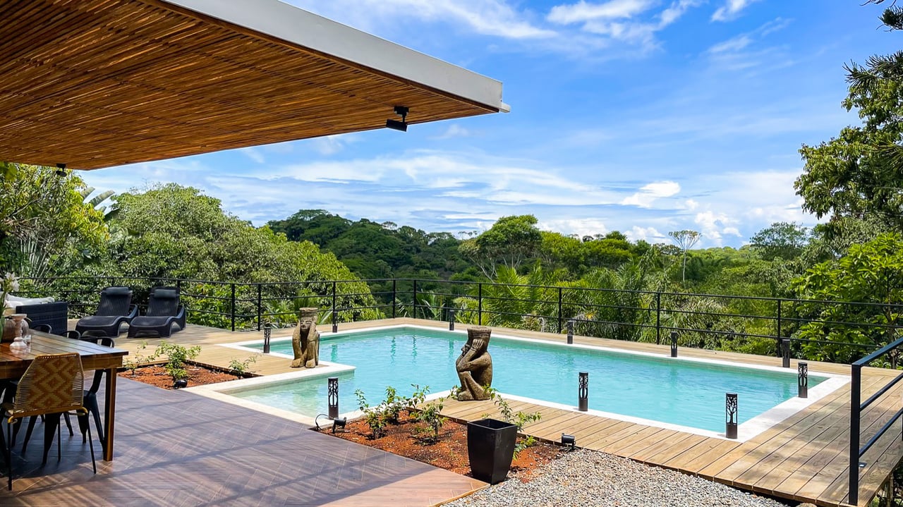 Five Star Private Rainforest Estate on Acreage with Creek