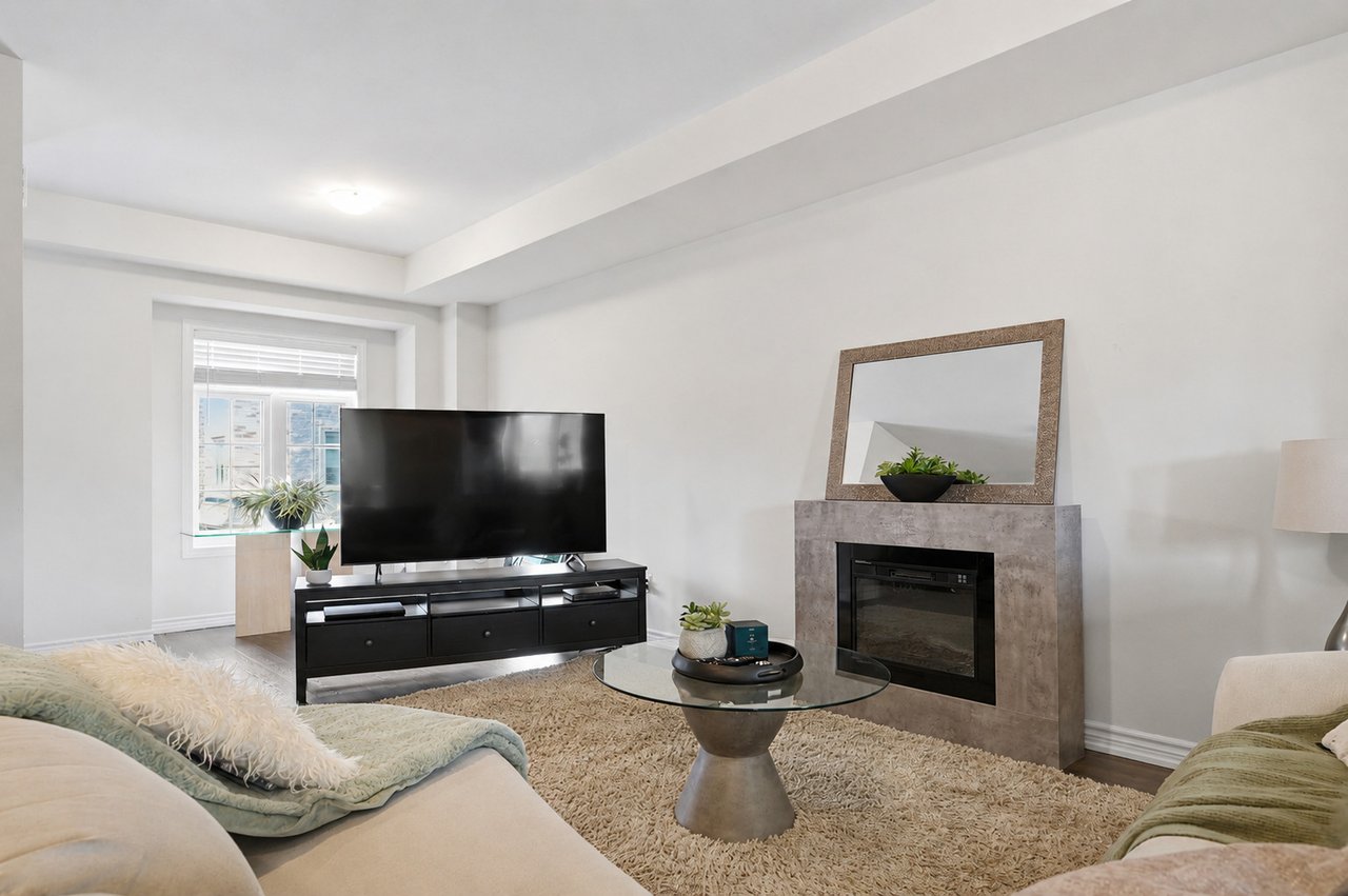 Waterdown Townhome