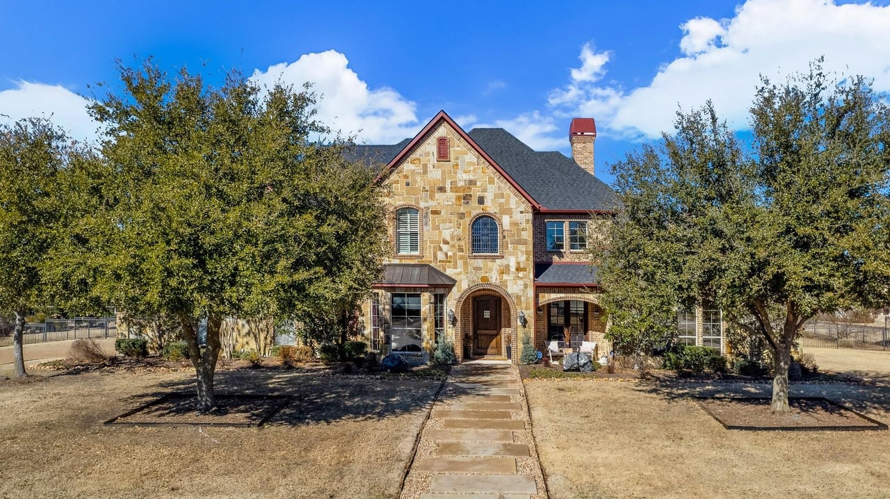136 Old Vineyard Ln