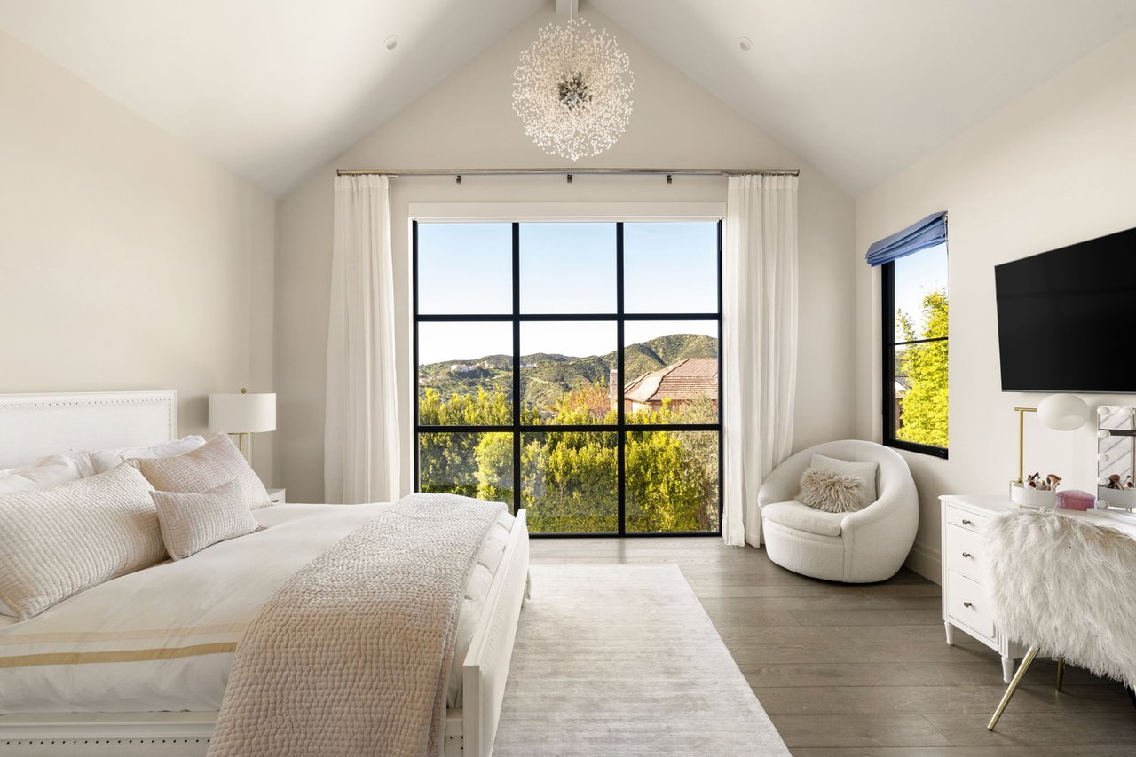 890 Linda Flora Dr, Bel Air