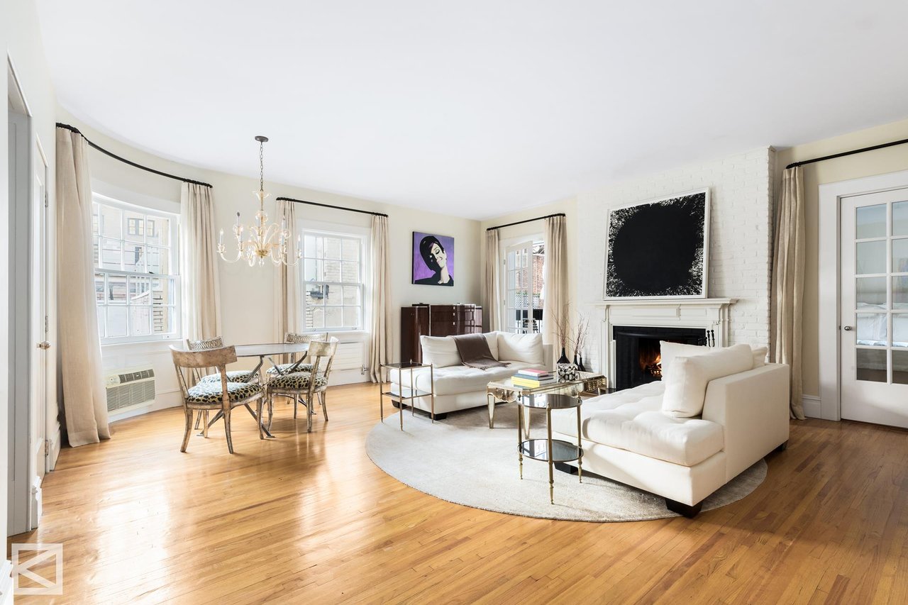 35 E 68th St, #5B