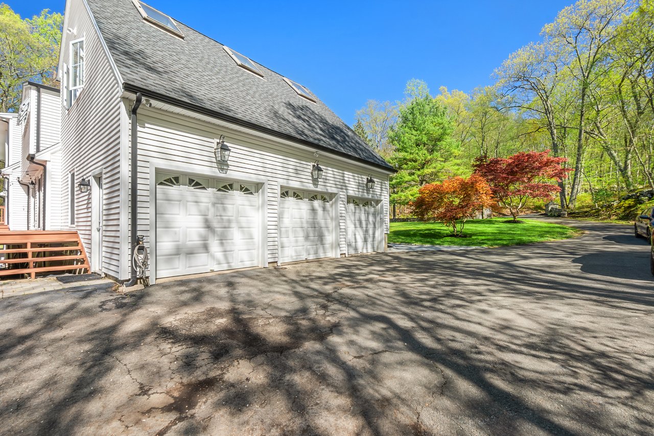 Ridgefield CT Real Estate: The Sale of 9 Maplewood Road