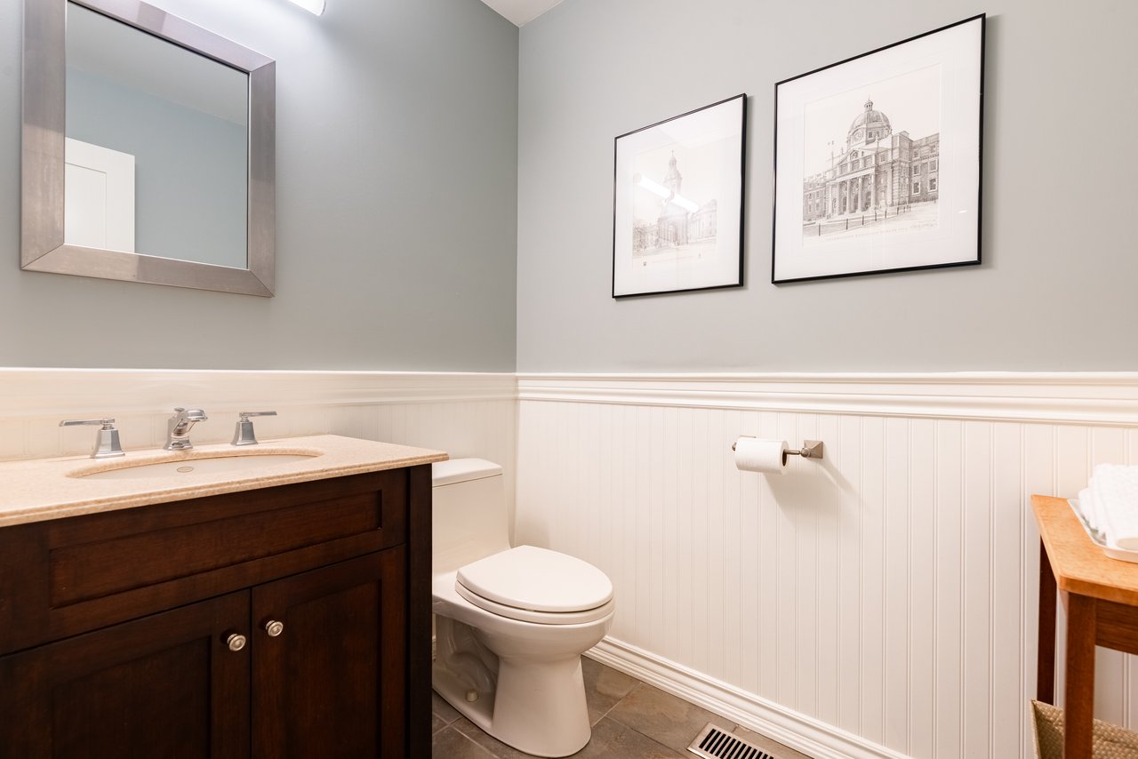 2267 Cedarberry Court, Oakville