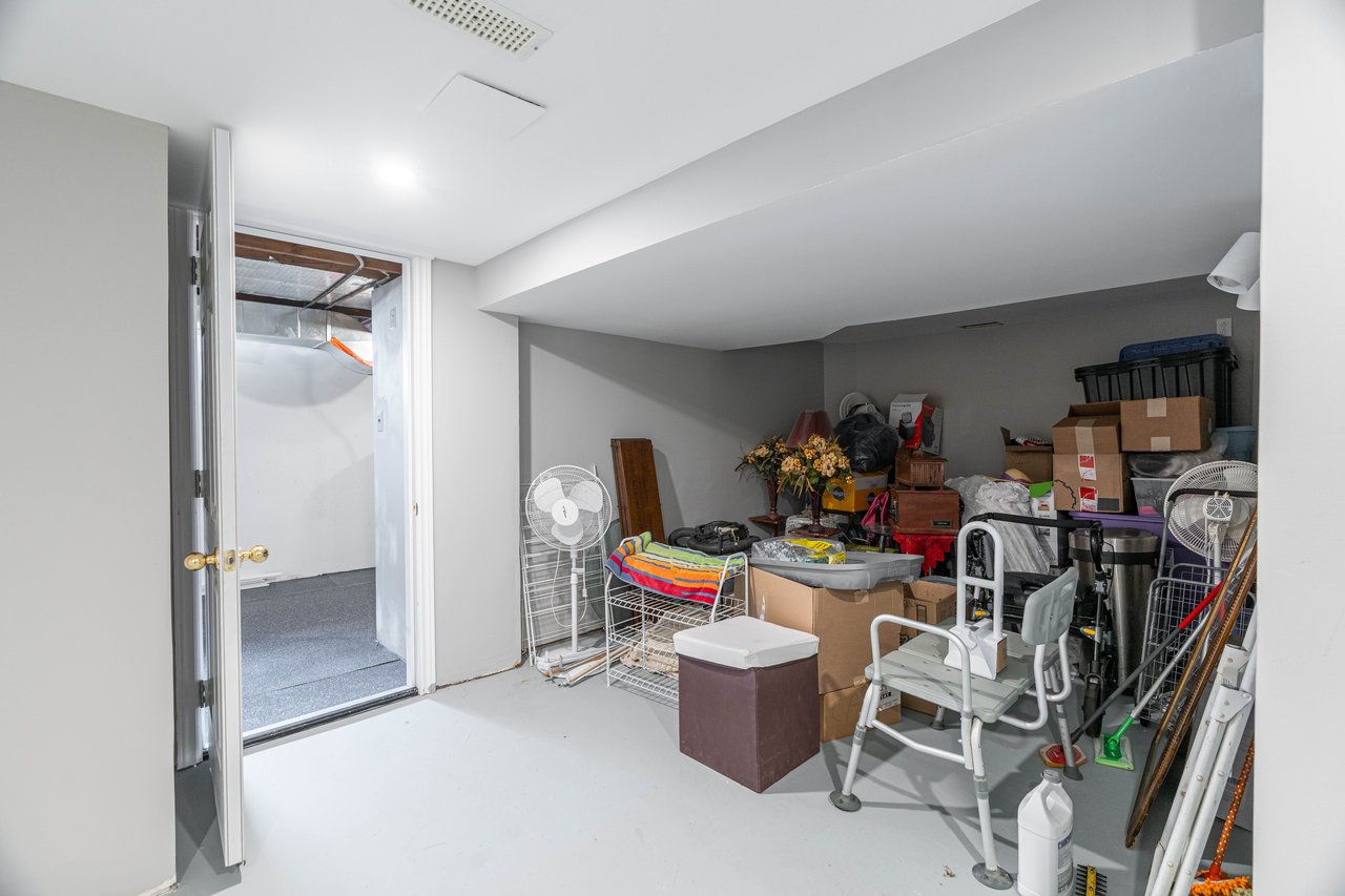 Once of a kind home in Byron 