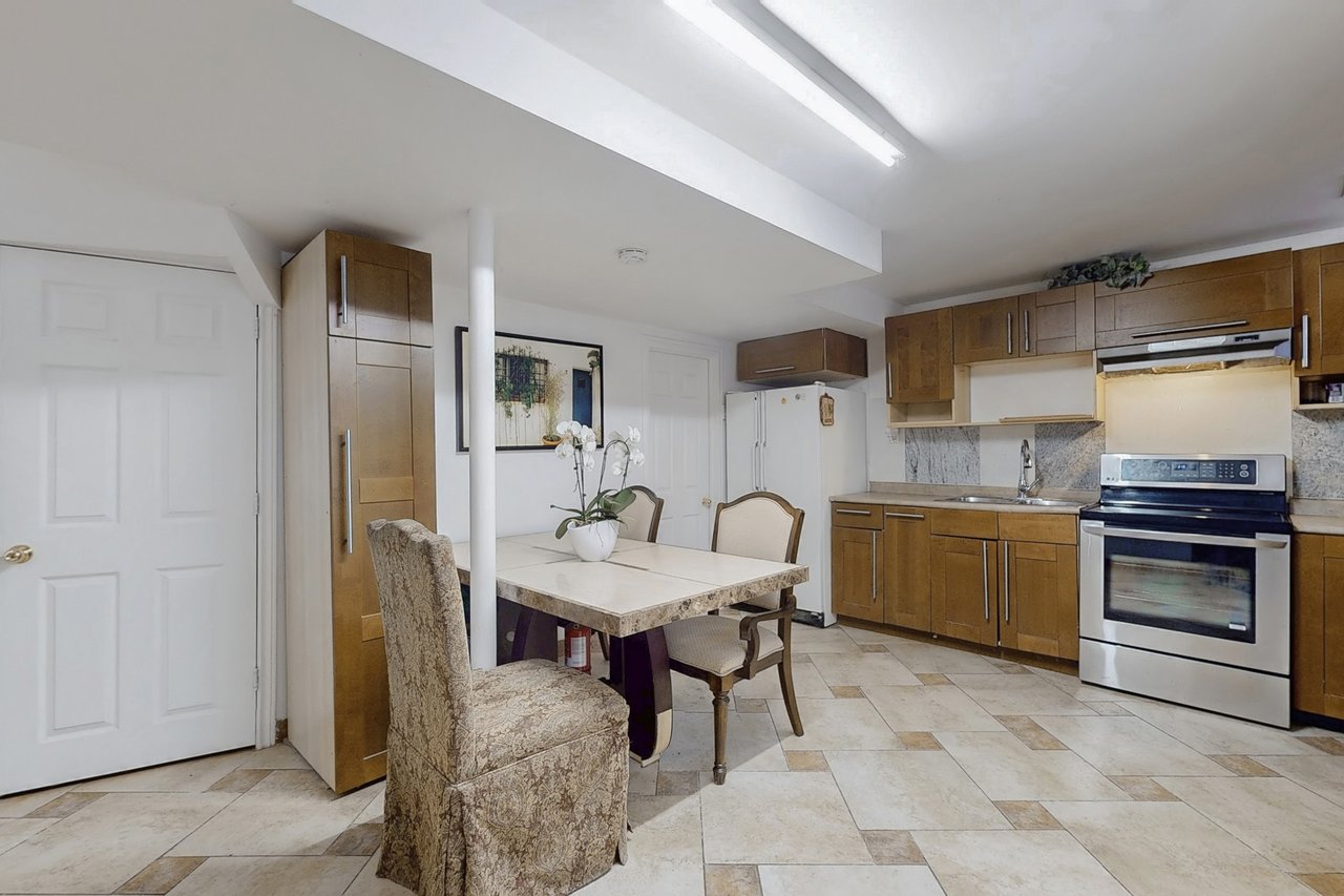 120 Valley Vista Drive