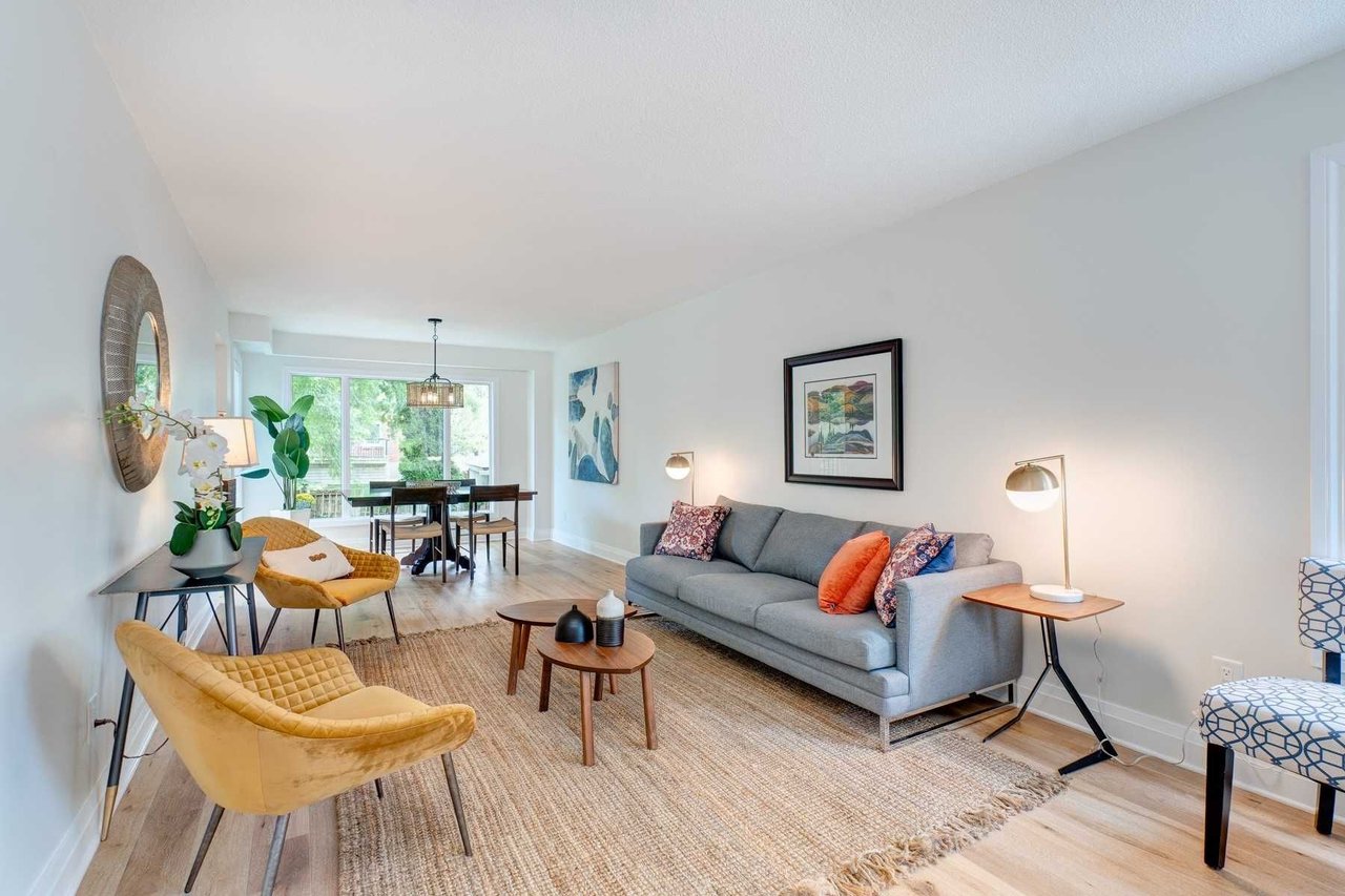 83 Coalport Dr