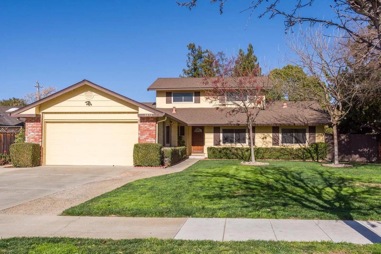 3872 Timberline Dr