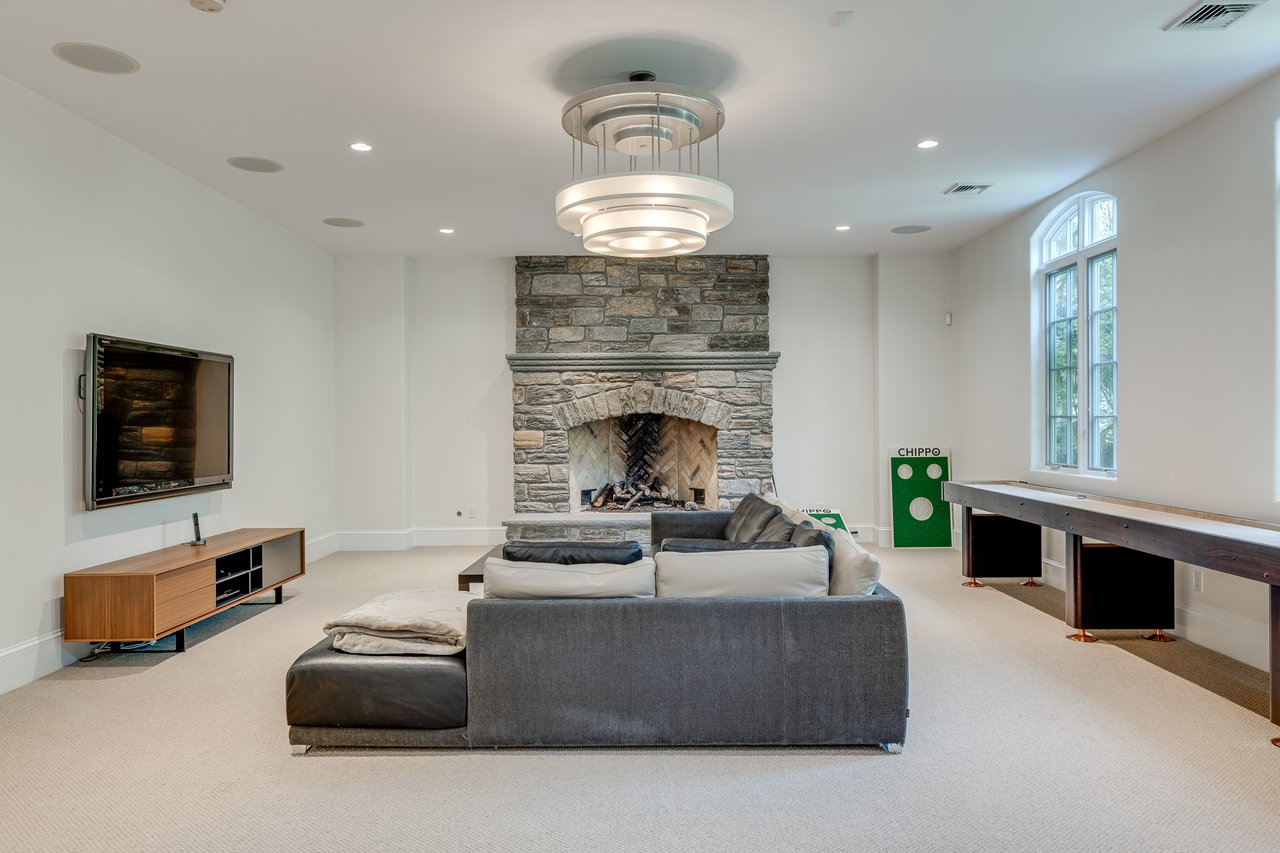 1418 Monk Road Gladwyne, PA 19035