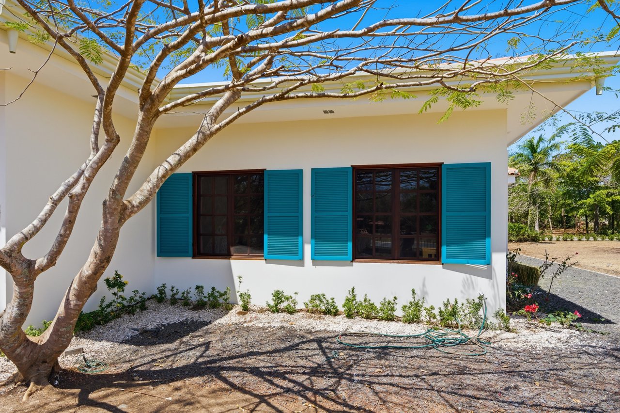 Stella Maris | Tranquil Home Within the Beauty of Altos Los Robles