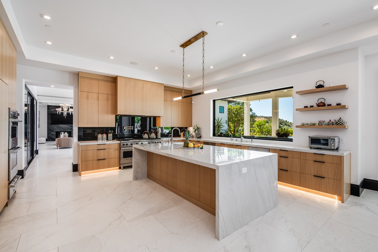 25201 Prado Del Misterio