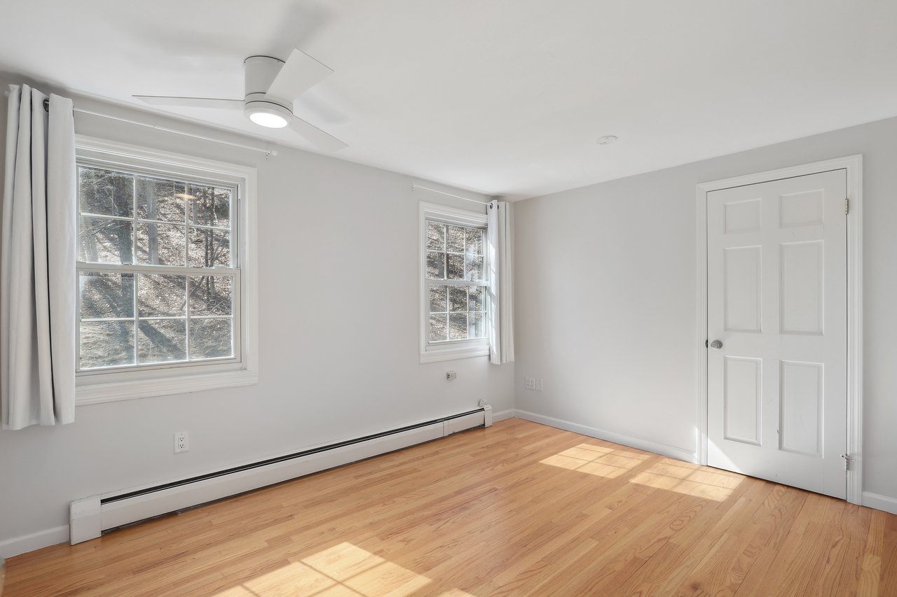 25 Mt Holly Road E