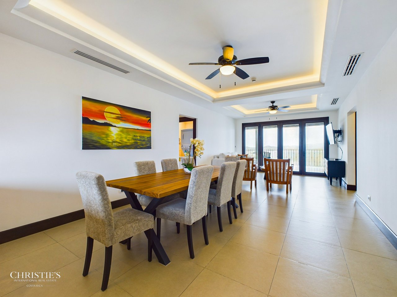 360 - 310 Splendor Penthouse