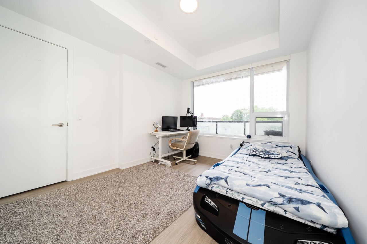 8188 Yonge Street, 235