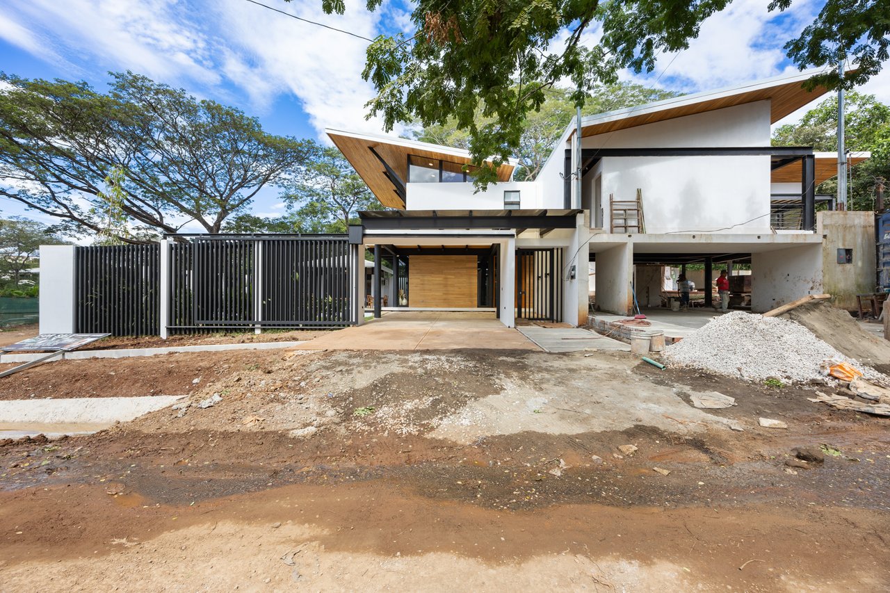 Casa Garza del Sol | Your Dream Home Awaits in the Heart of Tamarindo!