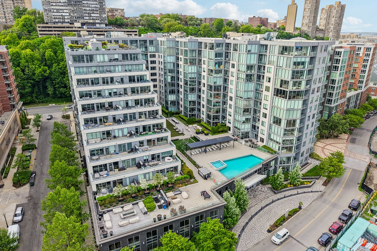 9 Ave At Port Imperial 1007