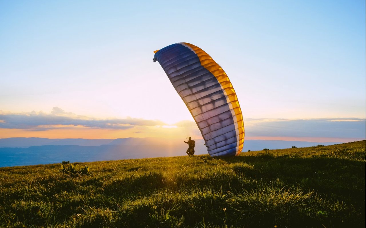Paragliding Experiences in Vail, CO