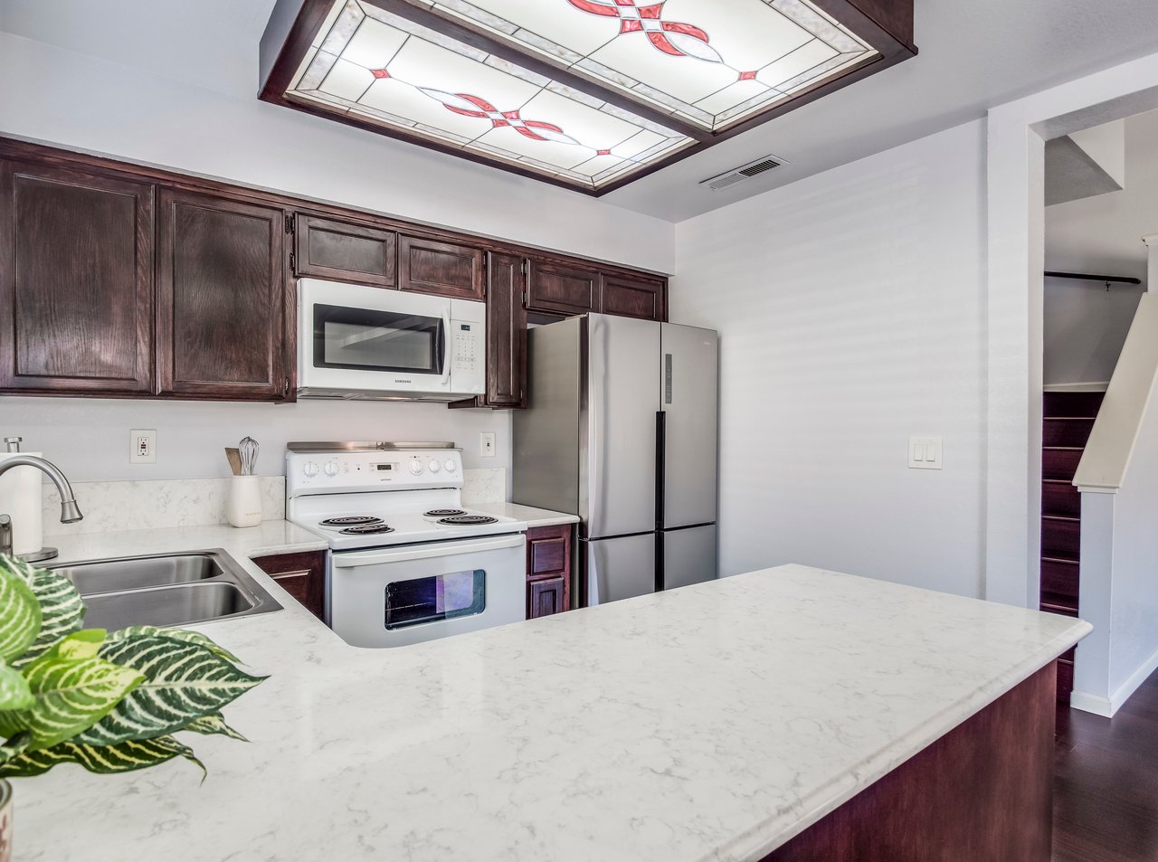 350 Creekview Drive