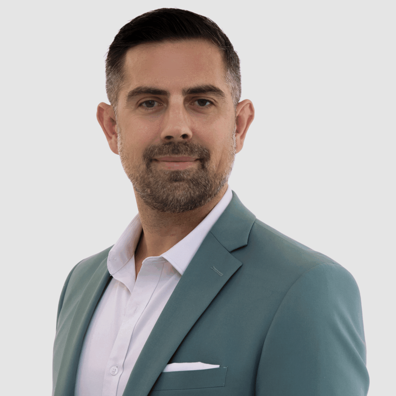 Nick Neacsu Tulum, Q.R. Real Estate Agent Headshot