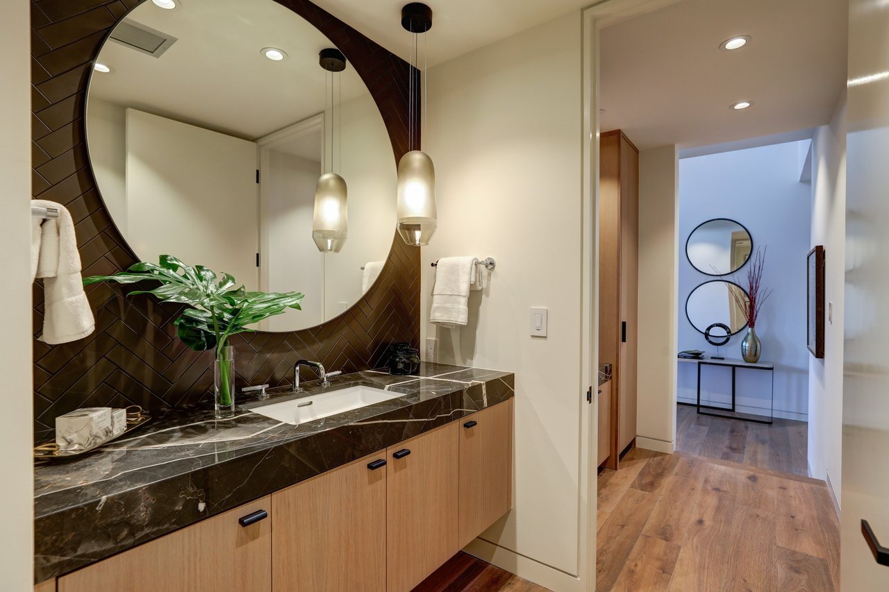 Modern Luxury - Completed in 2020