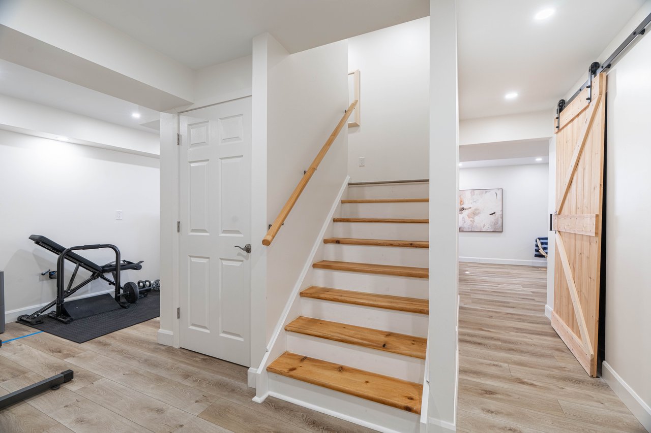 1537 Blackwell Blvd, London North
