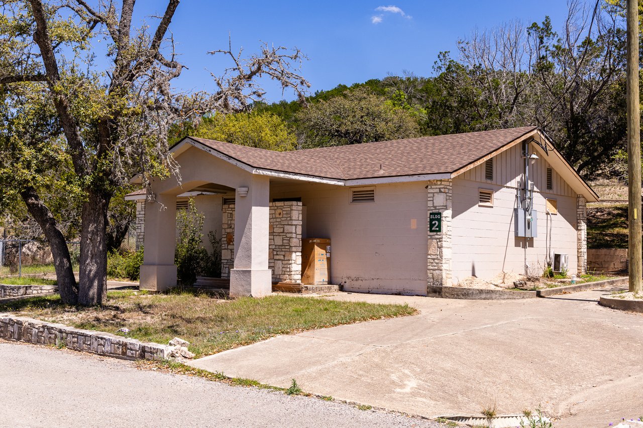 1325 Harper Road