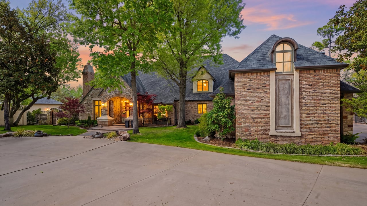 Listing of the Week - Gated Saratoga Farms in Edmond, Oklahoma - Wyatt Poindexter - The Agency Oklahoma 