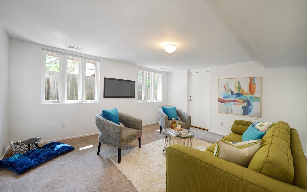 1550 Bluebell Avenue