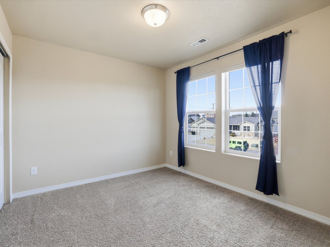 10859 Hidden Ridge Circle