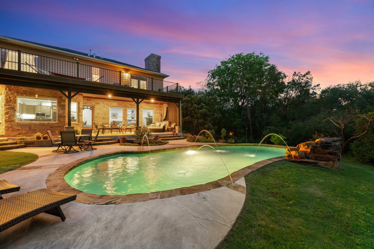 Tucked Away in West Lake Hills