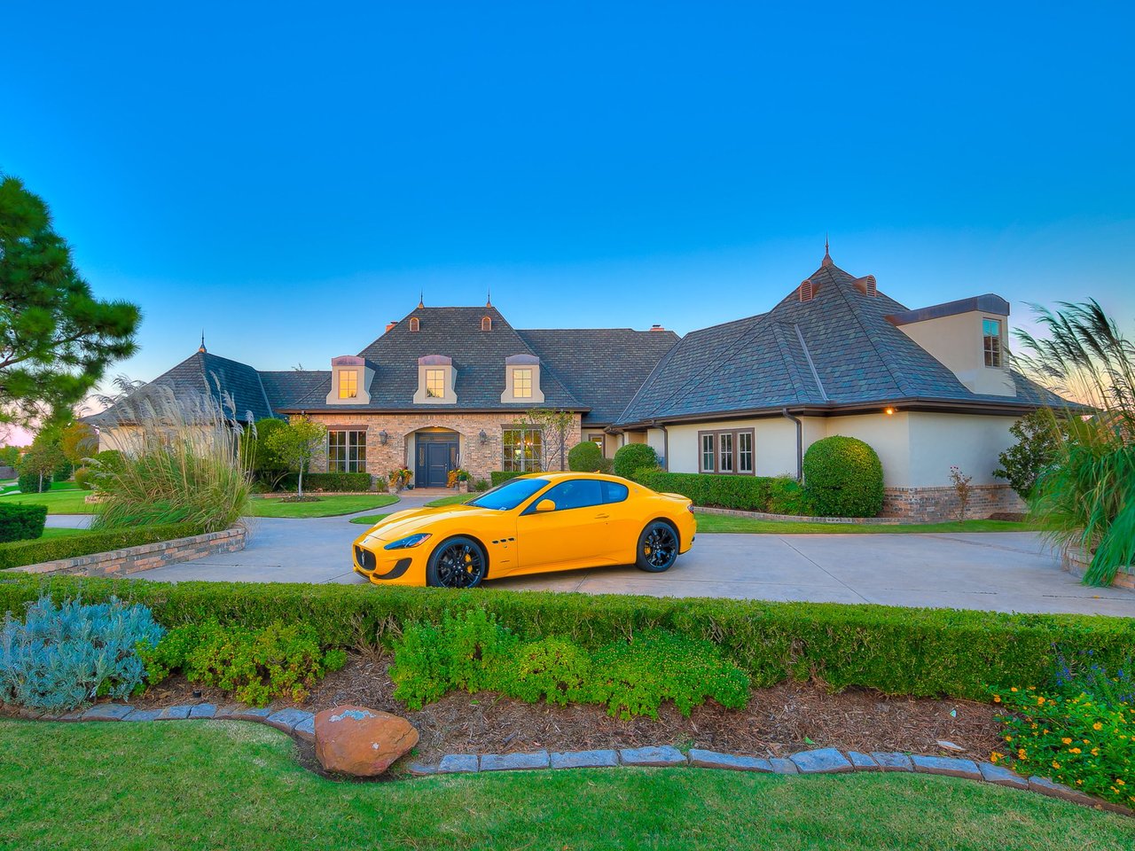 Wyatt Poindexter | Oklahoma Luxury Realtor Showcasing the Most Beautiful Luxury Homes Ever Built in Oklahoma - Wyatt Poindexter - The Agency 