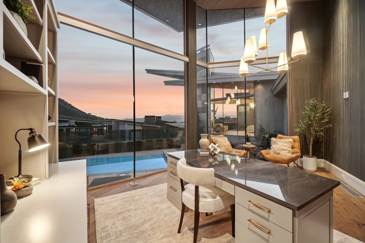 4141 E Canyon Estate Dr