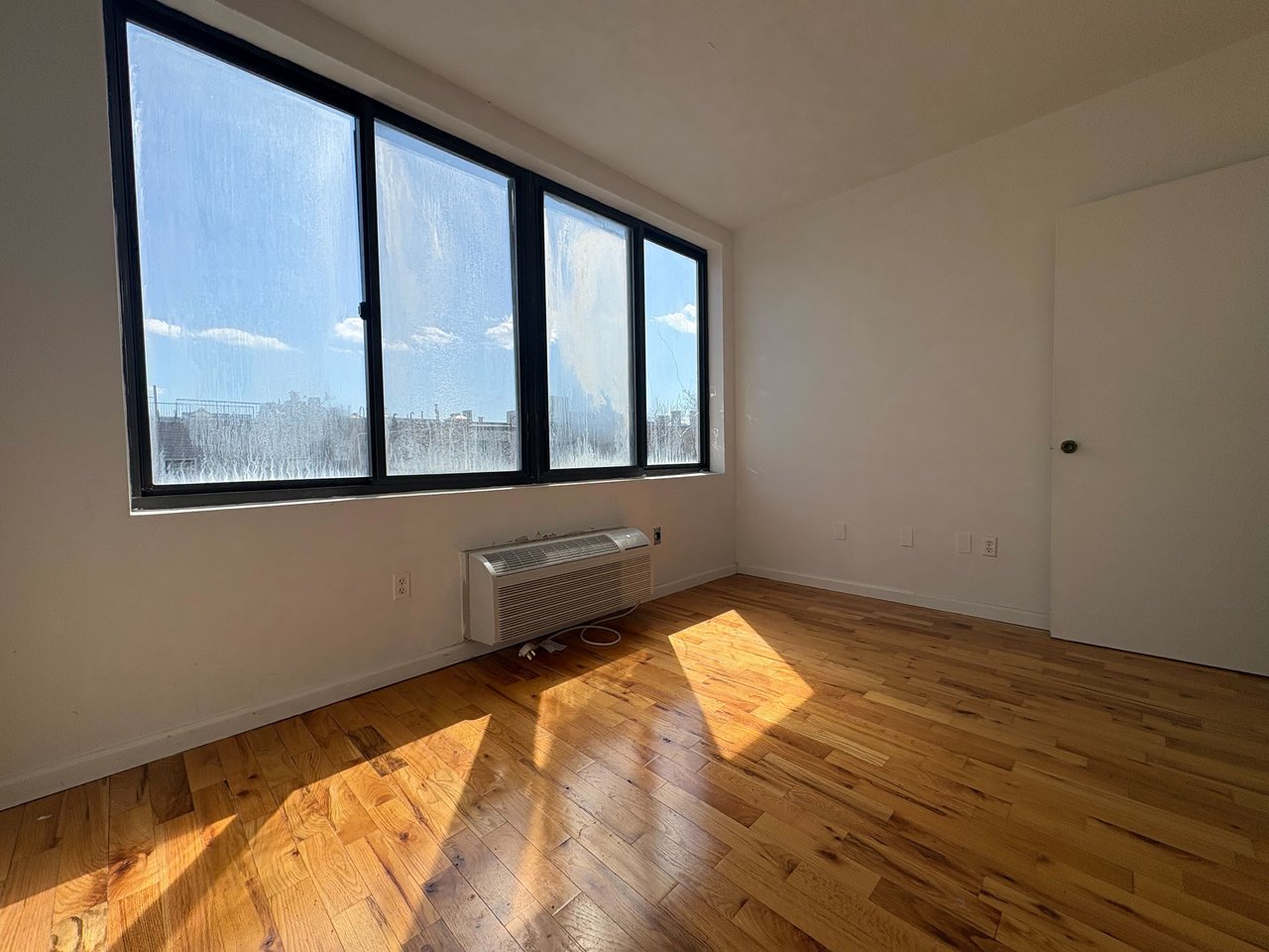 324 Melrose Street 4B