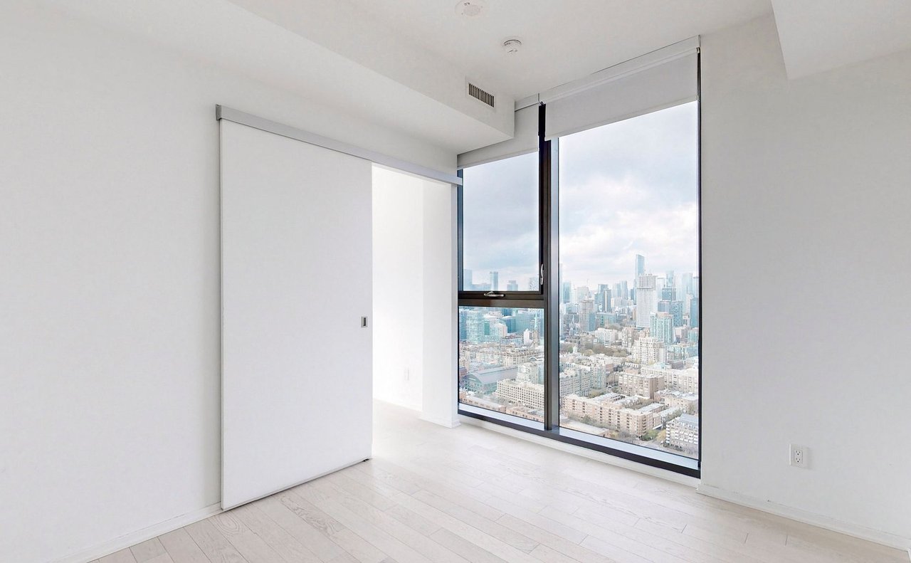 16 Bonnycastle Street Unit: 4202 