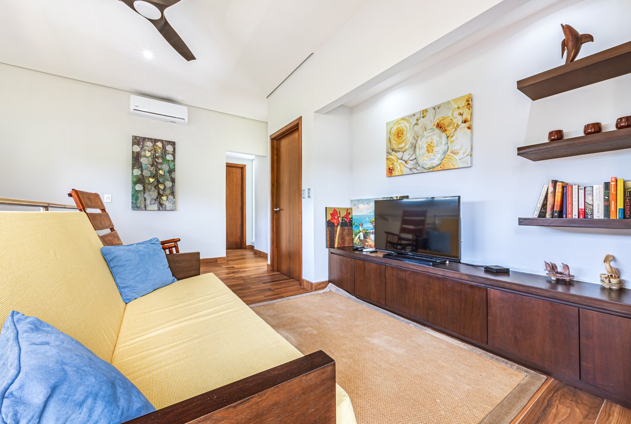 Elegant Tropical Villa Steps from Playa Hermosa – Gated Community