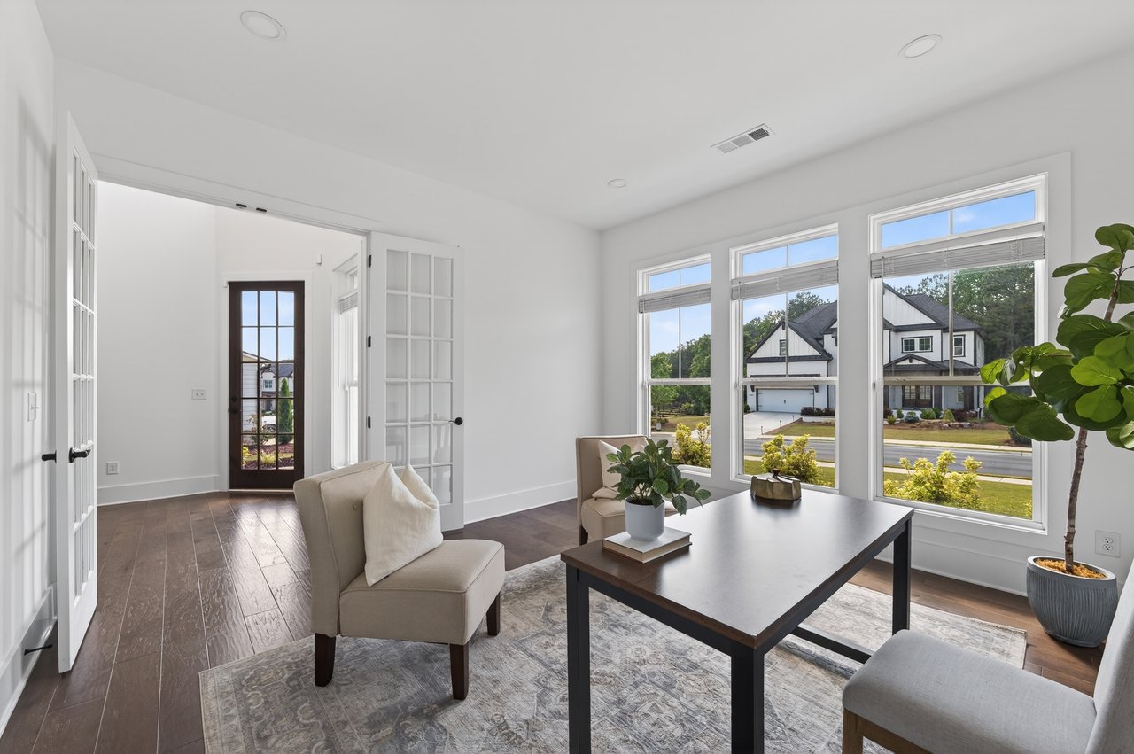 1011 Ridgeview Road